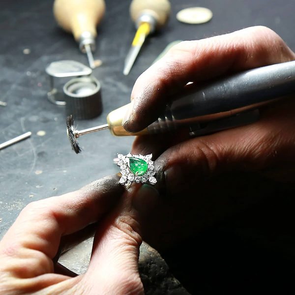 jewelry-repair jewelry-repair